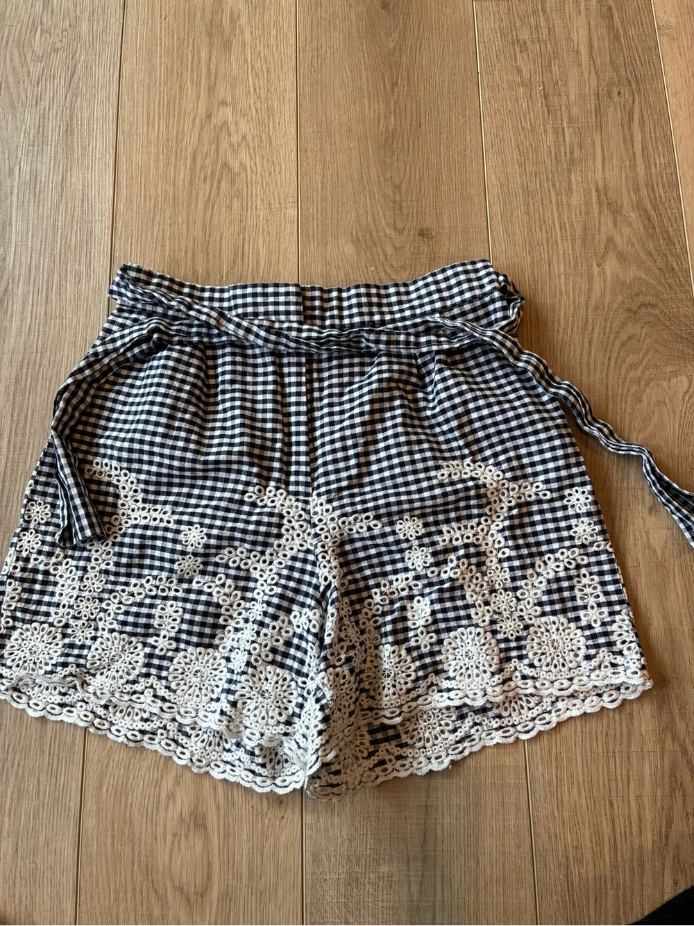 Zara Gingham Lace-Trim Navy blue & White tie at waist zip up cotton medium